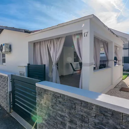 Casa de Férias Bukal By Interhome *